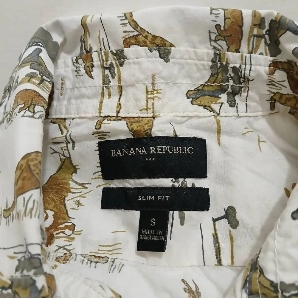Banana republic mens small safari jungle lion shirt off white brown shortsleeve